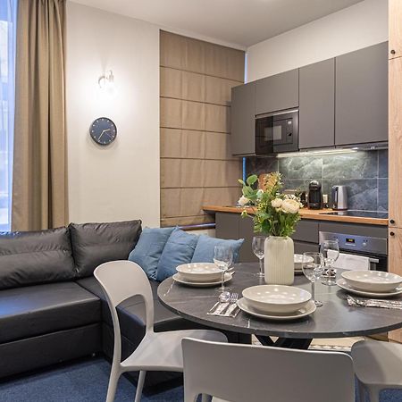 Dandelion Apartments Bruninieku Riga Eksteriør billede